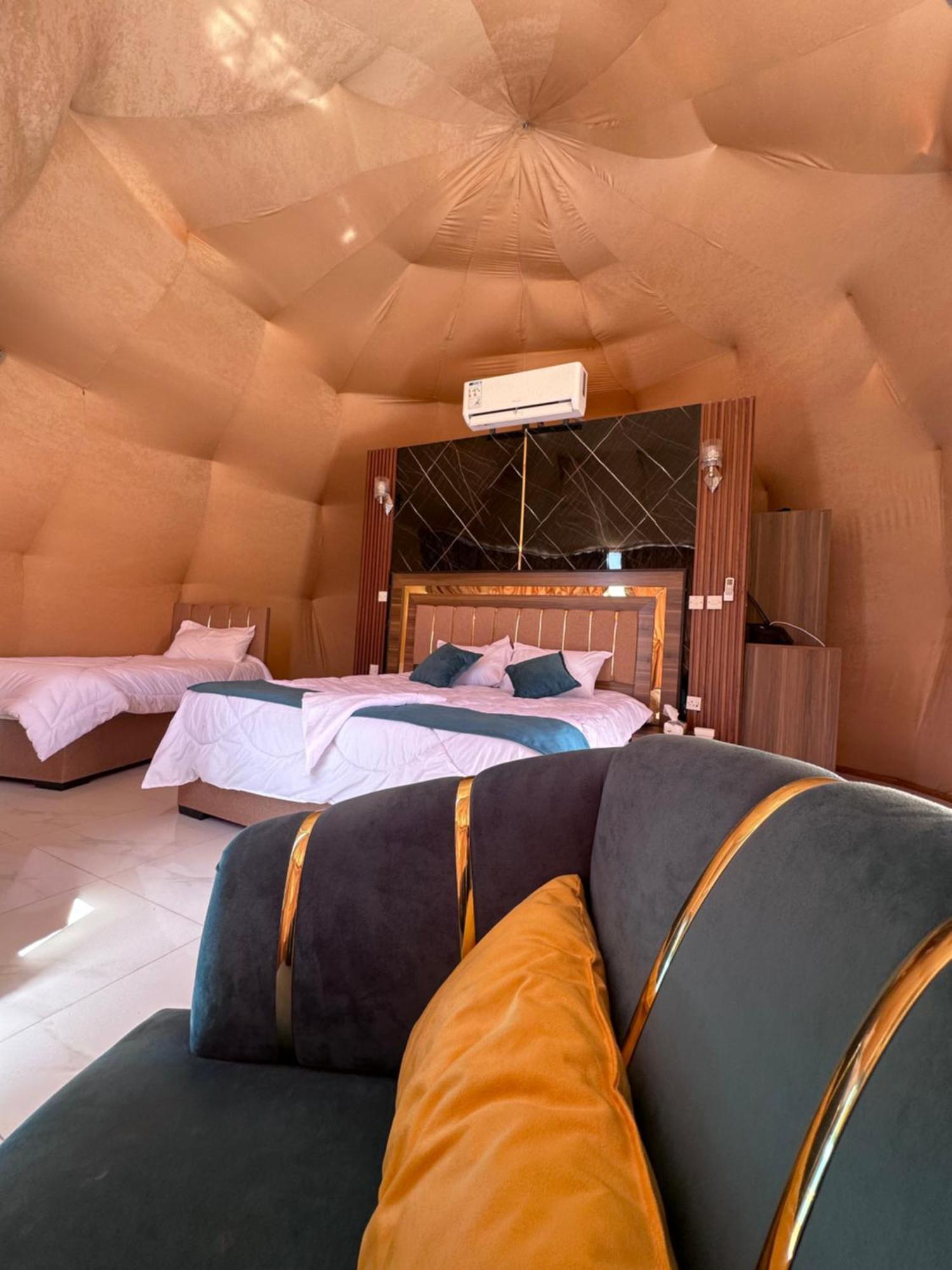 ホテル Wadi Rum Bedouin Style Camp エクステリア 写真