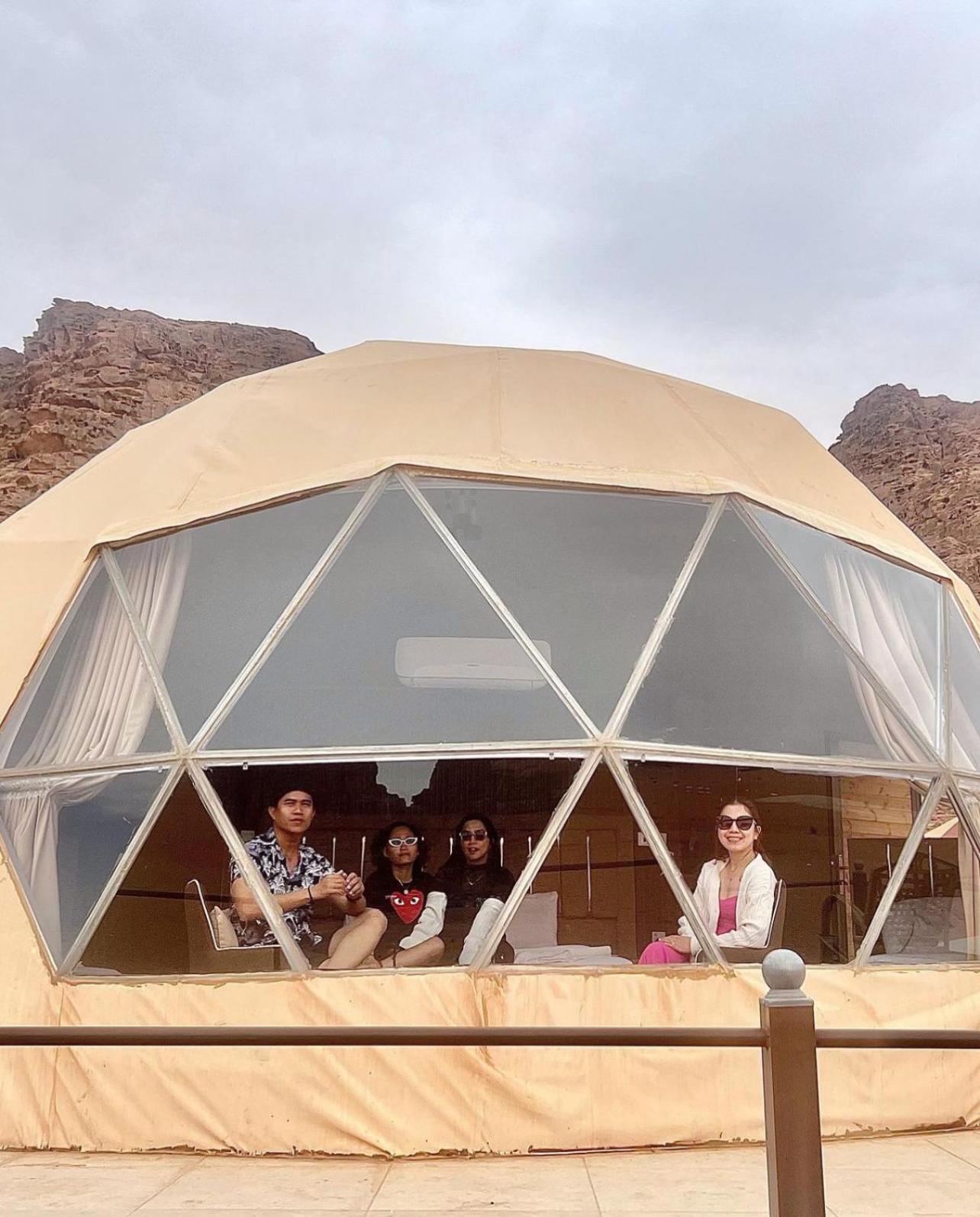 ホテル Wadi Rum Bedouin Style Camp エクステリア 写真