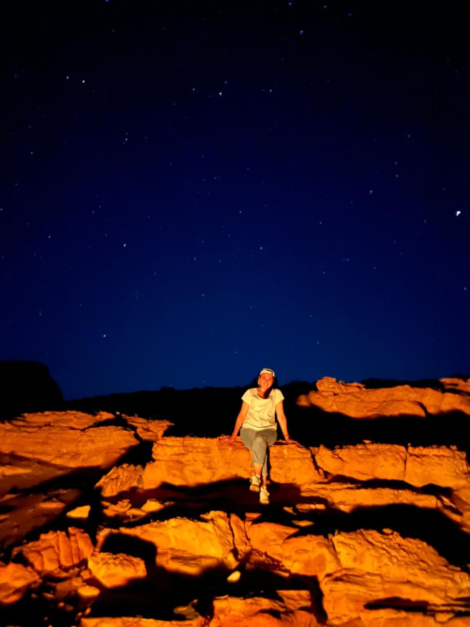 ホテル Wadi Rum Bedouin Style Camp エクステリア 写真